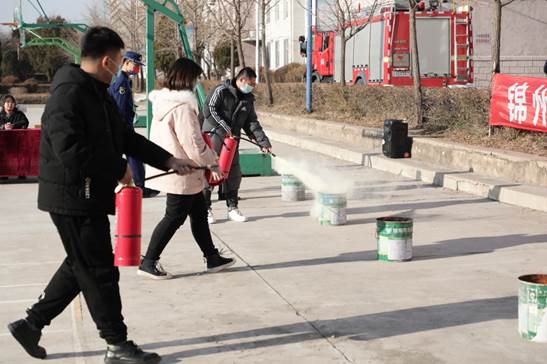 说明: 7C1A1600